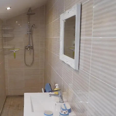 Casa vacanze Dans Un Jardin