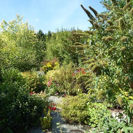 Dans Un Jardin Semesterbostad