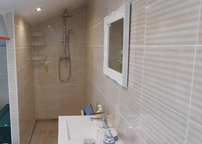 Semesterbostad Dans Un Jardin