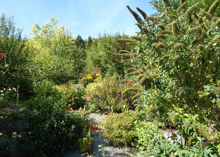 Dans Un Jardin Semesterbostad